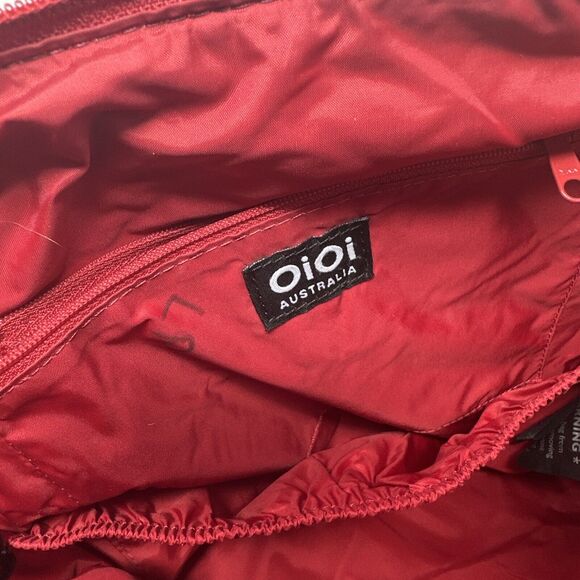 OiOi Diaper Bag Pompeian Red Leather Two Pocket Hobo Quality Made Few Flaws - Picture 11 of 13